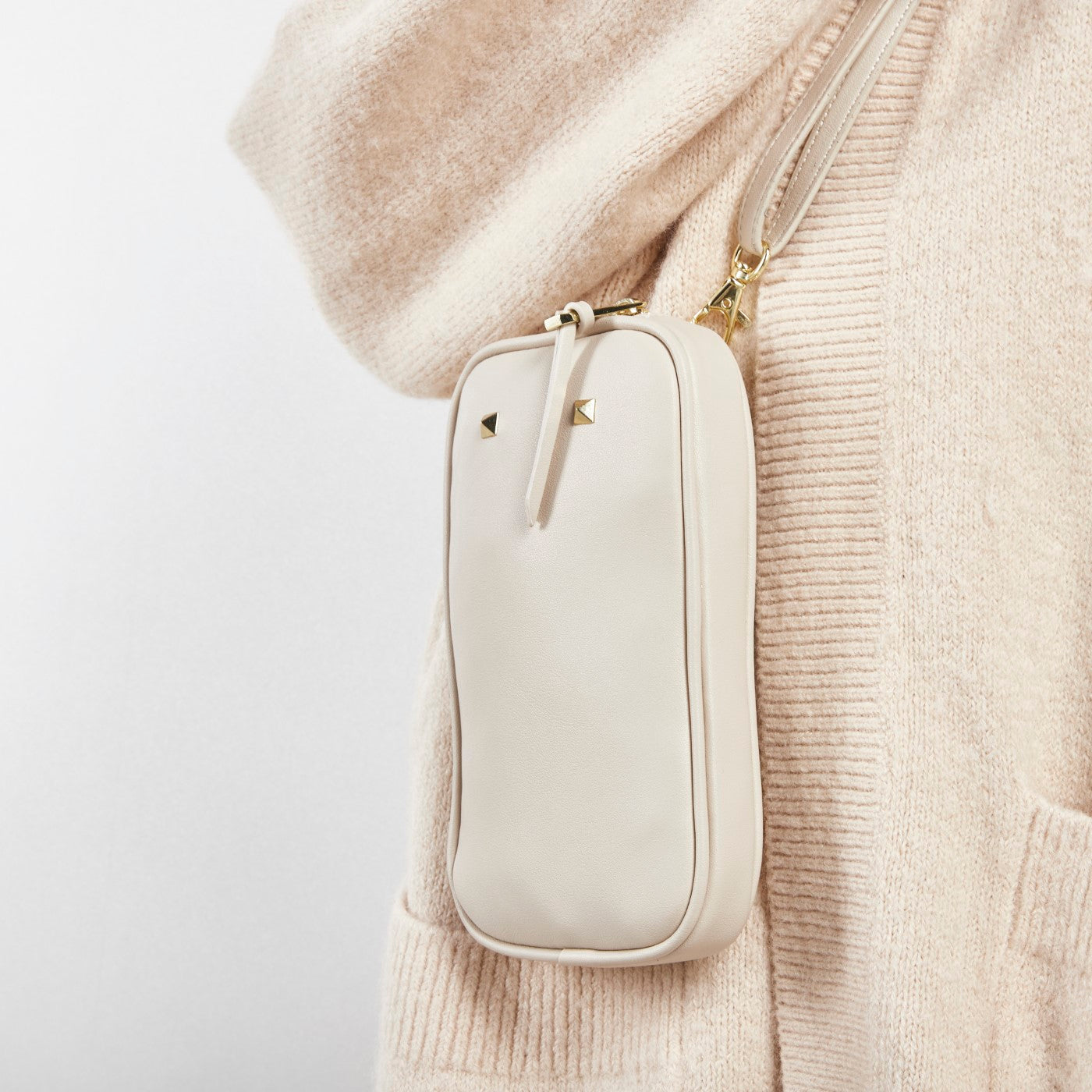 The Classic Pouch and Luna Strap in Taupe