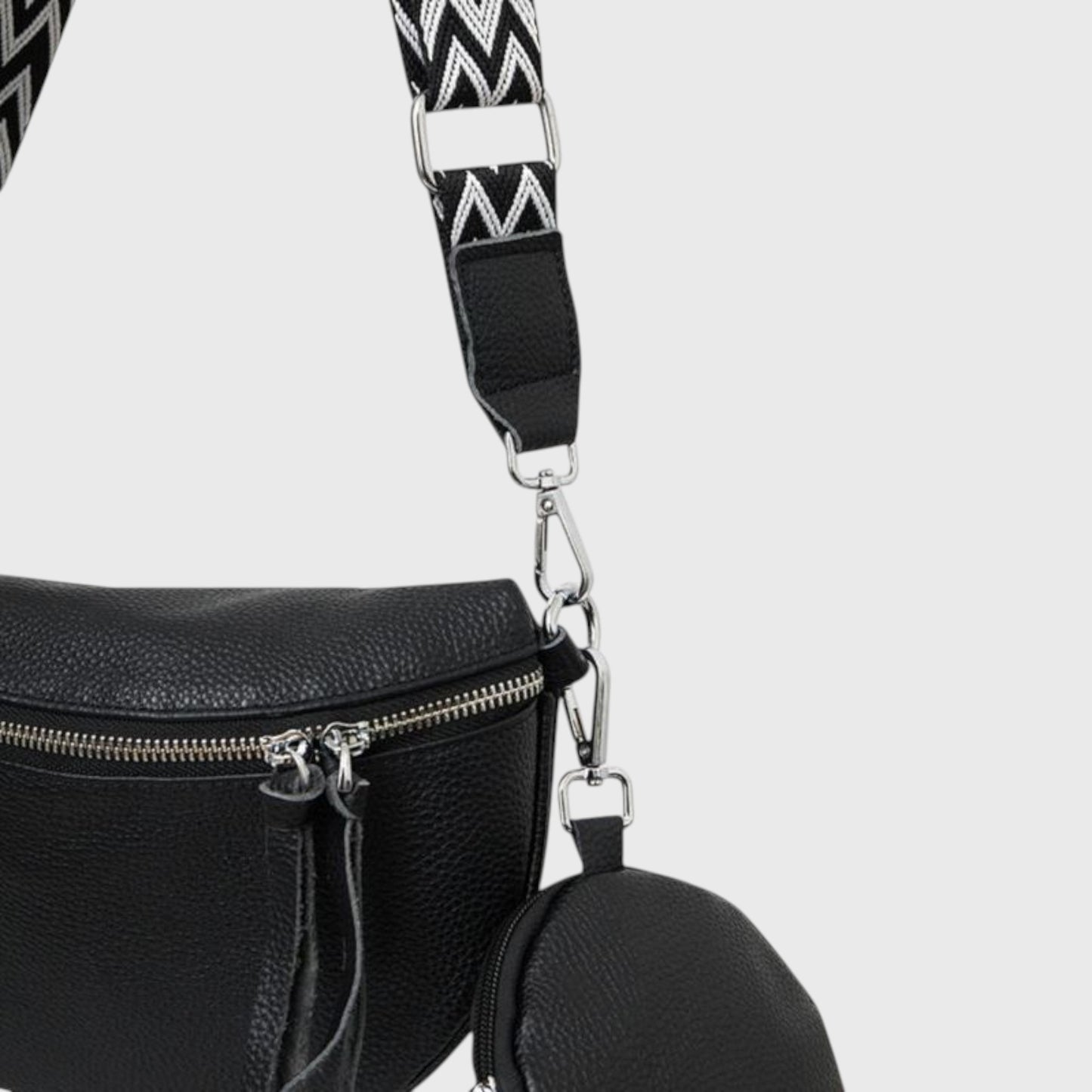 The Nelina Crossbody Bag