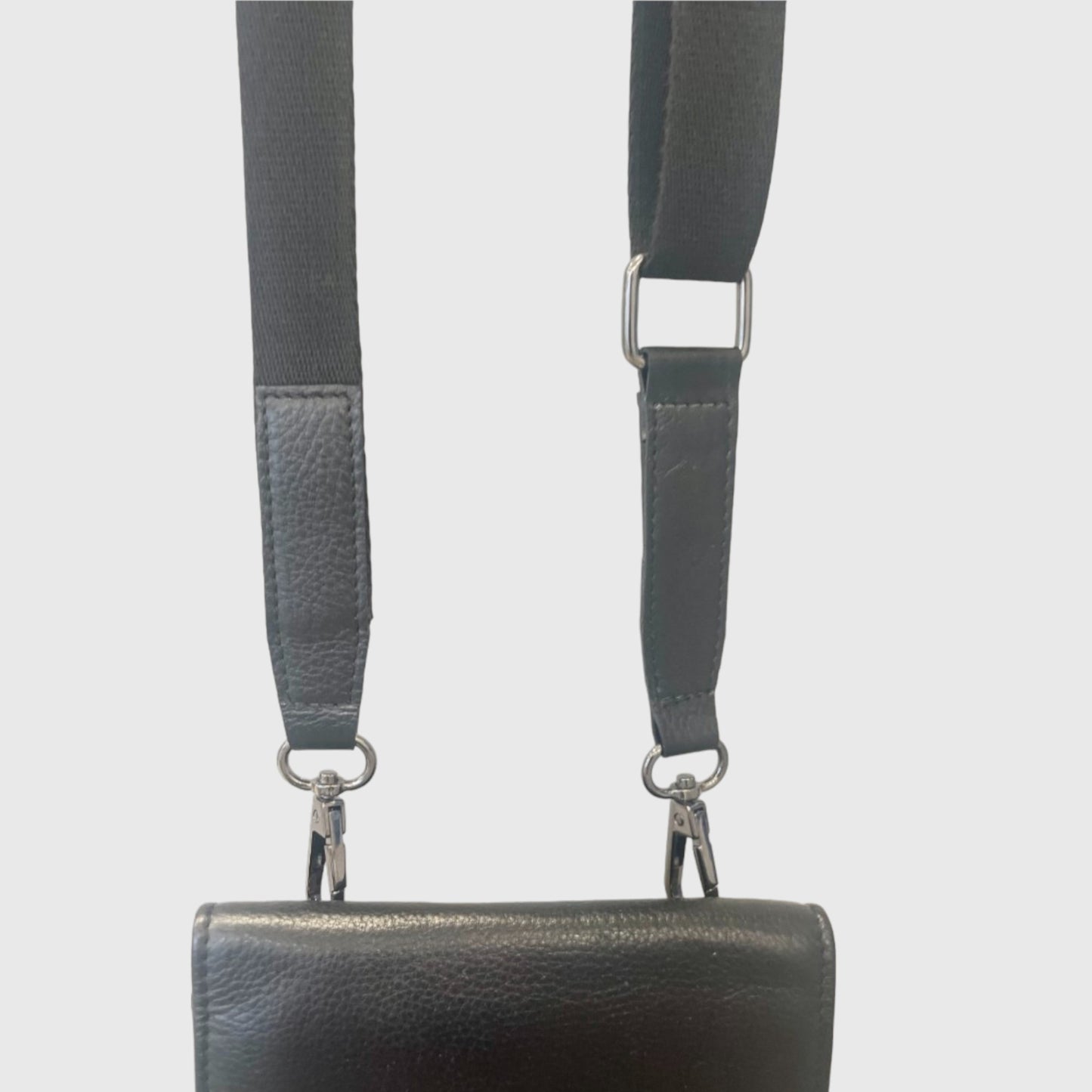 The SENNA Crossbody Bag